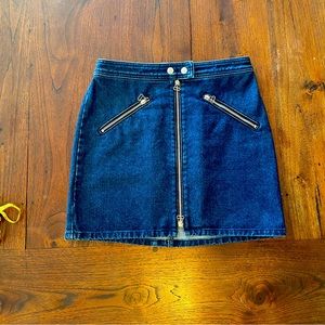 Rag & bone Racer Zip-Front jean denim mini skirt.  Blue wash. Size 27